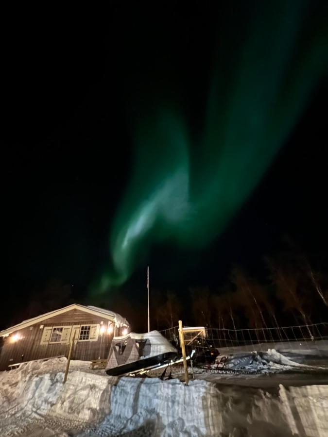 Stor Hytte I Olderfjord Villa Russenes Buitenkant foto